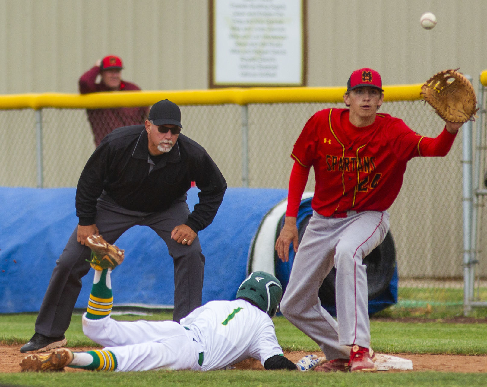 Minico loses to Lakeland in first round